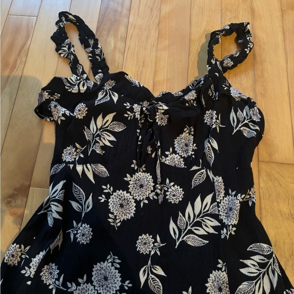 Floral Black and White Mini Doll Dress - Picture 2 of 4